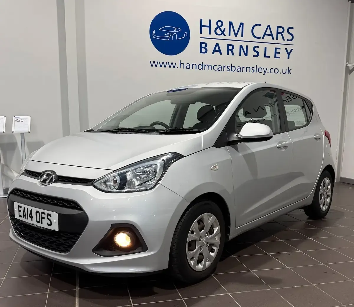 Used Hyundai i10 SE 83 HP (61 kW) 2014 Silver Hatchback