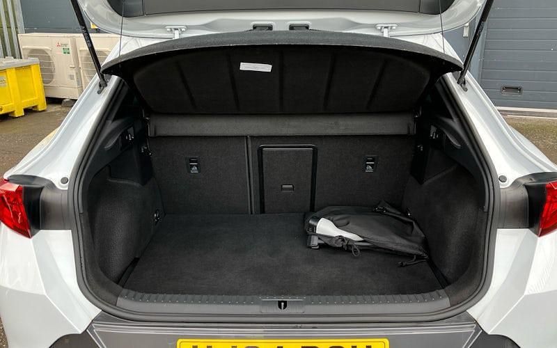 Used Cupra Formentor 204 HP (150 kW) 2024 White SUV