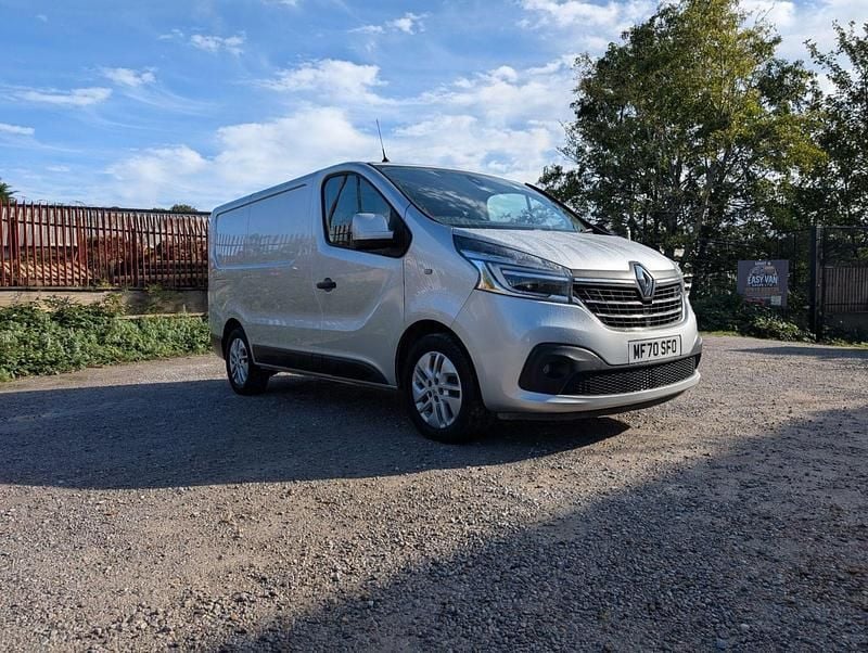 Silver Used 2020 Renault Trafic Van | £8,450 (Good price) - Image 1/3