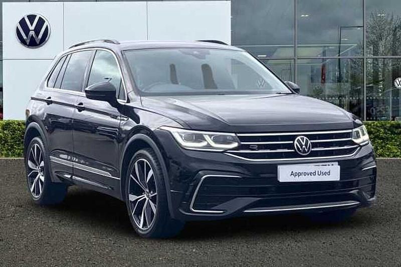 Black Used 2020 VW Tiguan R-line SUV | £20,715 (Fair price) - Image 1/4