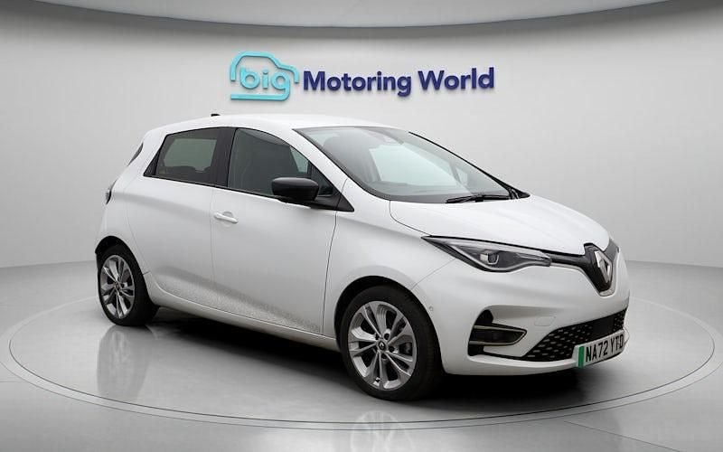 Used Renault Zoe Iconic 100 kW (136 HP) 2024 Hatchback