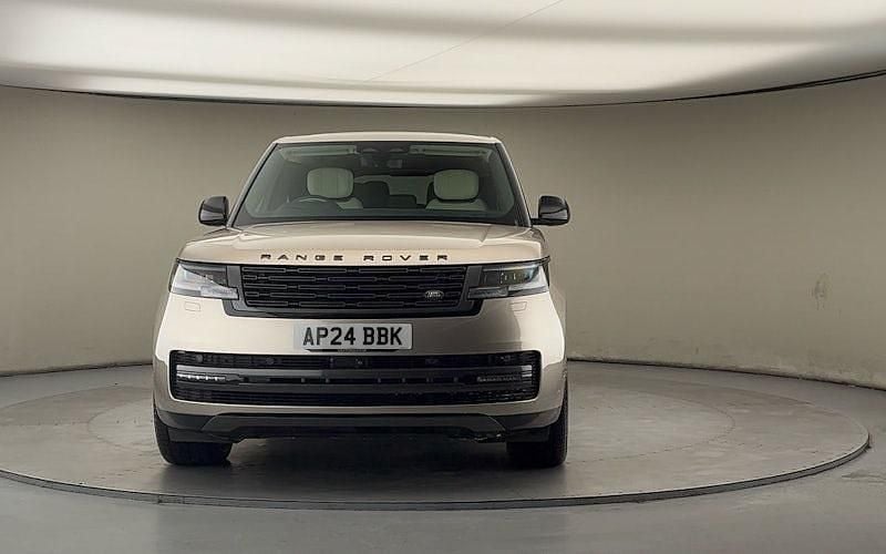 Used Land Rover Range Rover Autobiography 400 HP (294 kW) 2023 Batumi gold SUV