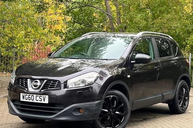 Black Used 2011 Nissan Qashqai Tekna SUV | £1,990 (Super price) - Image 1/1