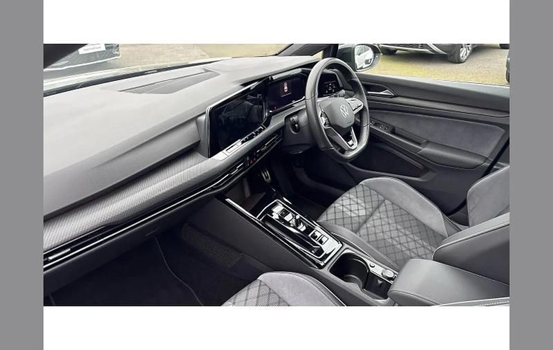 Used VW Golf VIII R-line 147 HP (108 kW) 2024 Other Hatchback