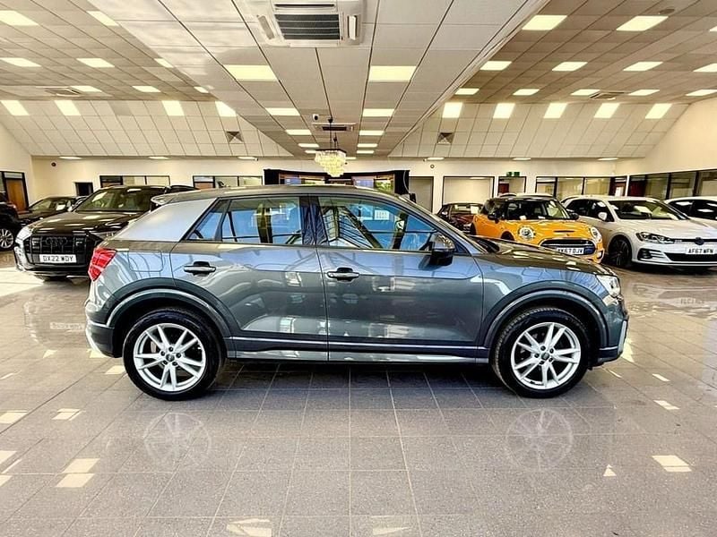 Used Audi Q2 S-Line 150 HP (110 kW) 2019 Grey SUV
