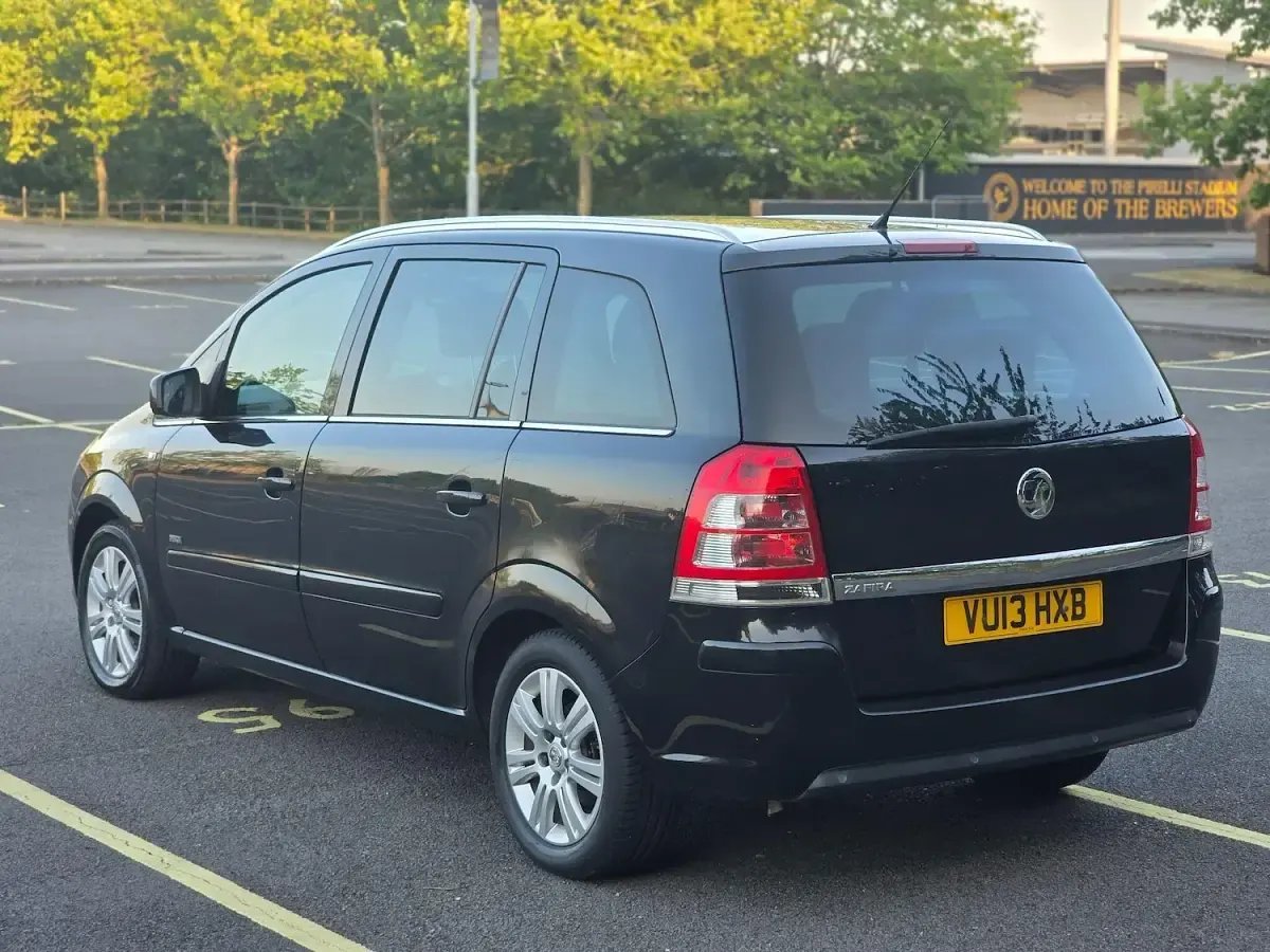 Used Vauxhall Zafira Design Edition 2013 Black MPV