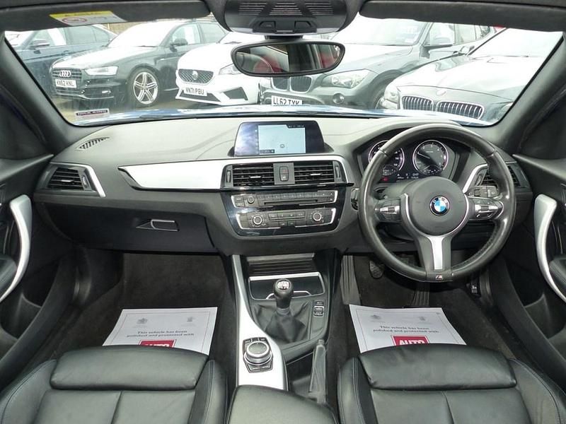 Used BMW 116 M Sport 114 HP (83 kW) 2019 Estoril blue Hatchback