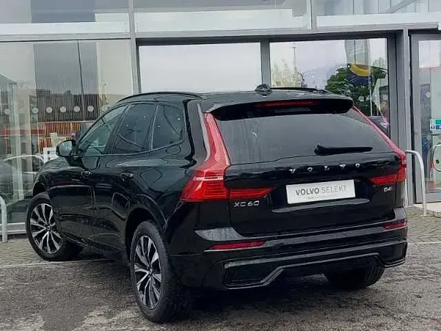 Used Volvo XC60 Plus 197 HP (144 kW) 2023 Black SUV