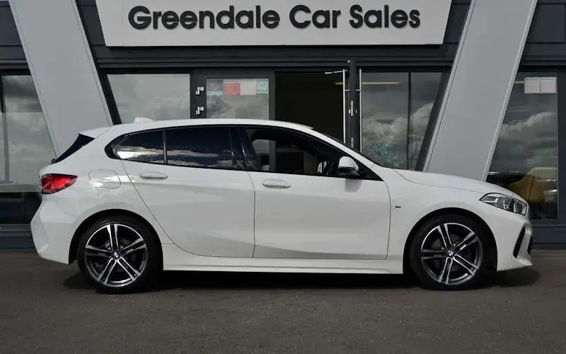 Used BMW 118 M Sport 136 HP (100 kW) 2023 White Hatchback