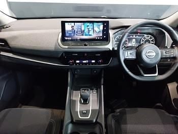 New Nissan Qashqai Acenta Premium 158 HP (116 kW) 2025 Silver SUV