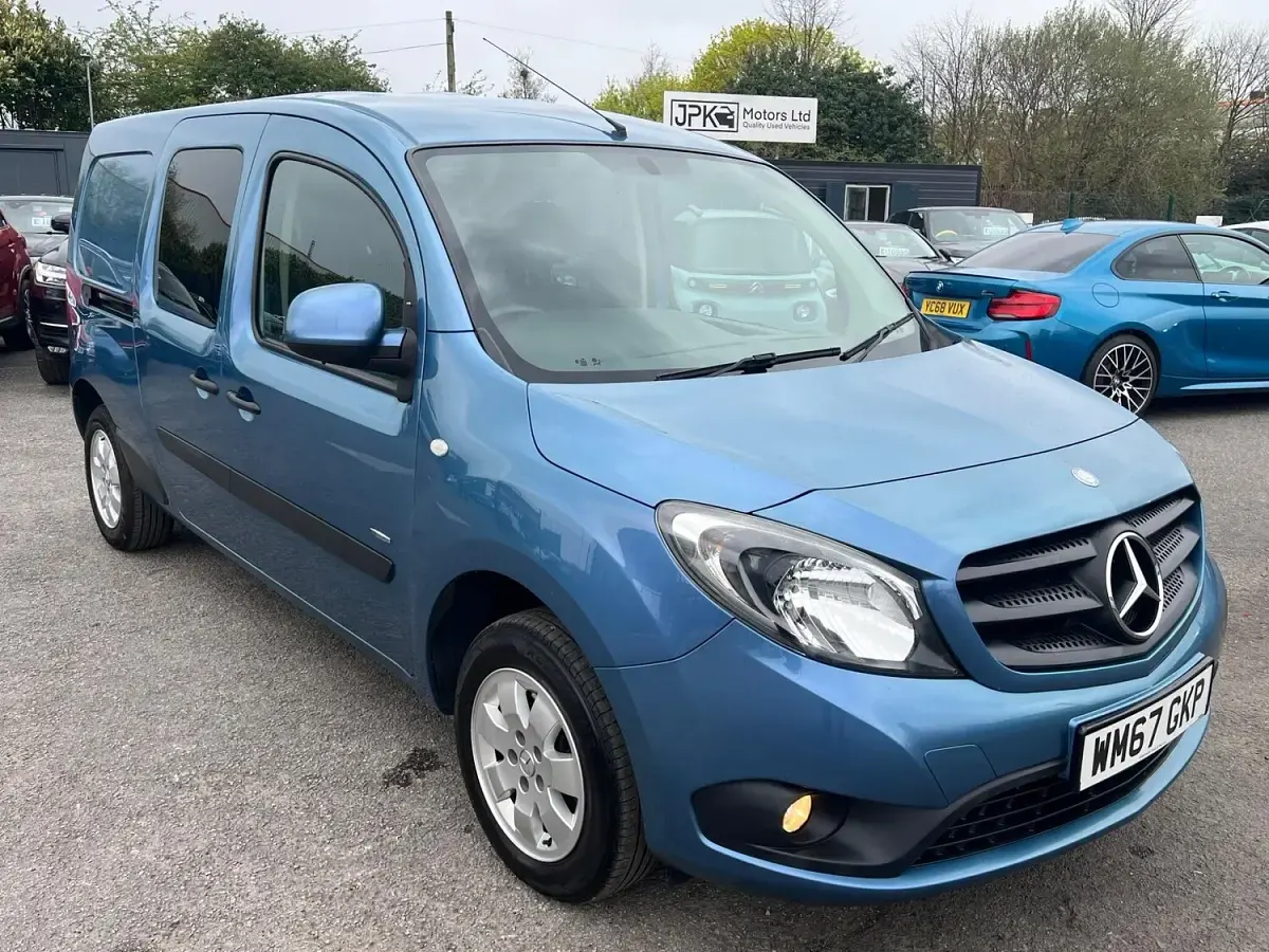Used Mercedes Citan 111 2017 Blue MPV