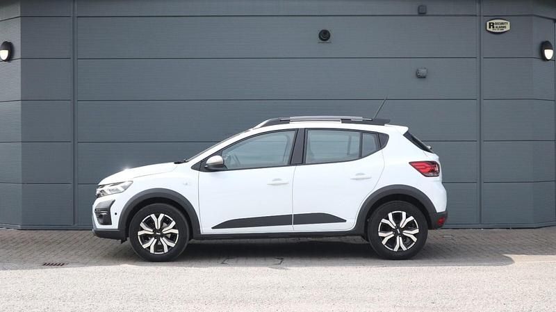 Used Dacia Sandero Journey 91 HP (66 kW) 2023 White Hatchback