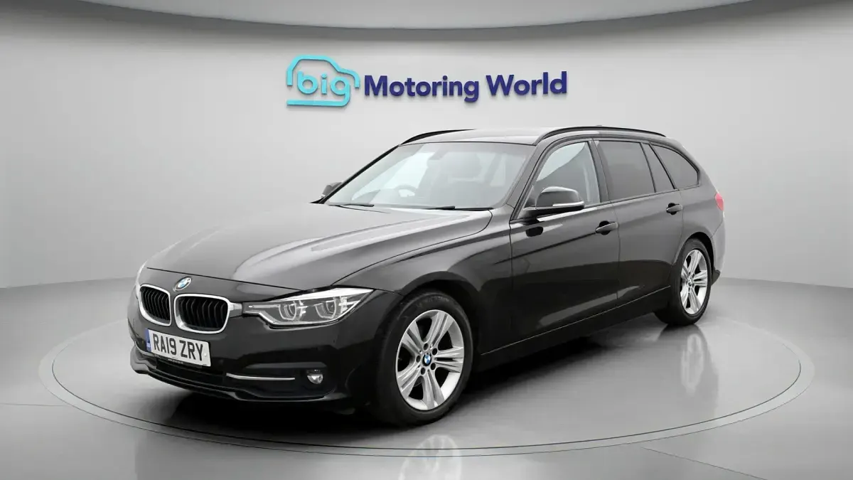 Używany BMW 320 Efficient Dynamics 163 KM (119 kW) 2019 Czarny Kombi