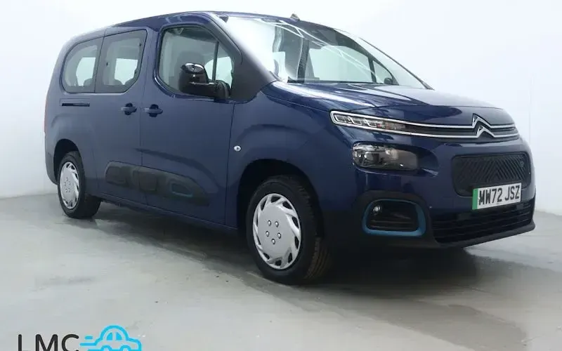 Second-hand Citroën e-Berlingo Feel 100 kW (136 CP) 2023 Break