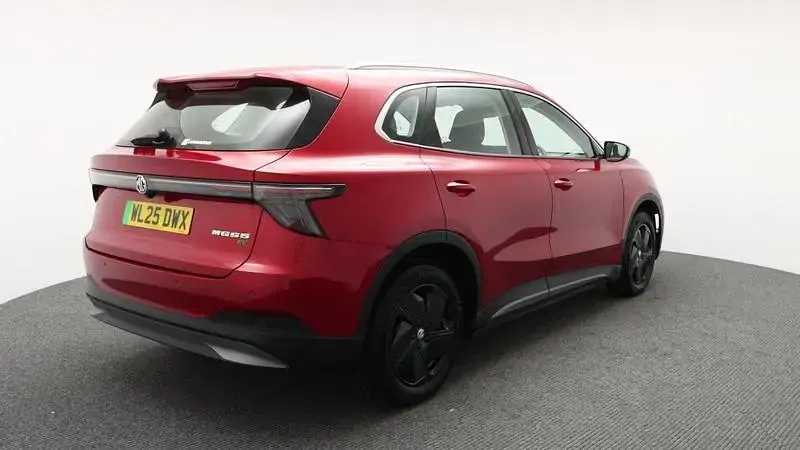 Used MG MG5 EV SE 114 kW (156 HP) 2025 Red Estate