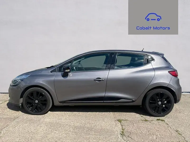 Used Renault Clio IV Dynamique 90 HP (66 kW) 2016 Grey Hatchback