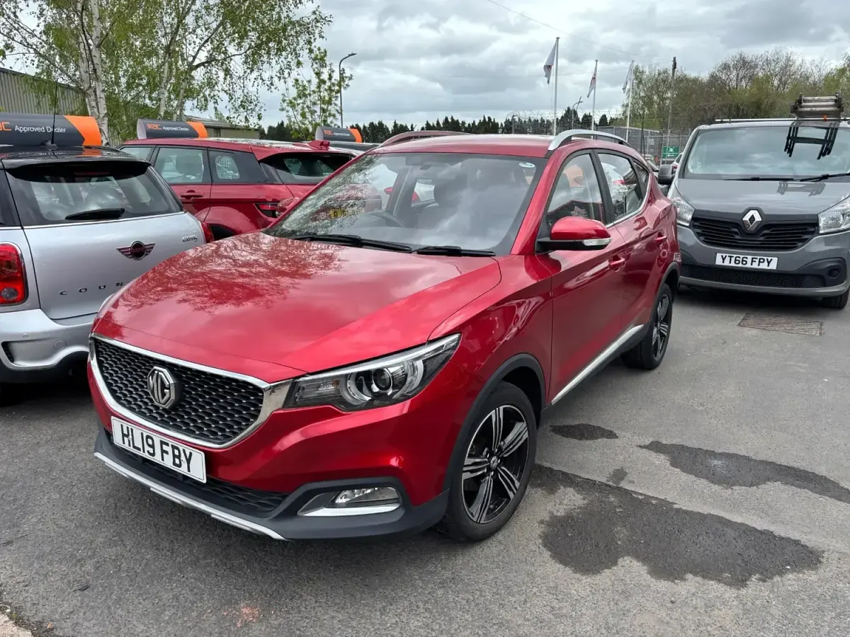 Usado MG ZS Exclusive 106 HP (77 kW) 2019 Vermelho SUV