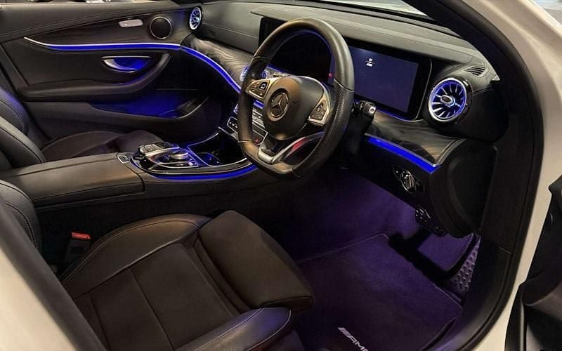 Used Mercedes E220 AMG line 194 HP (142 kW) 2019 Sedan