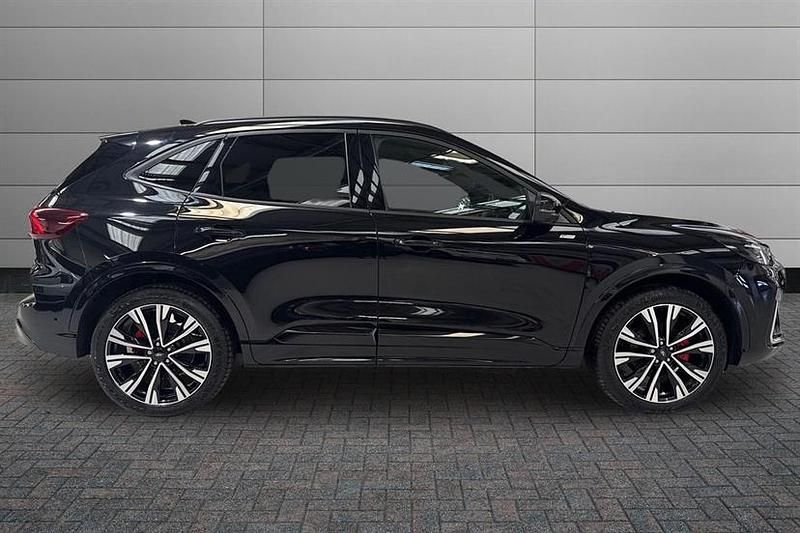 Used Ford Kuga ST-Line X 243 HP (178 kW) 2025 Black SUV