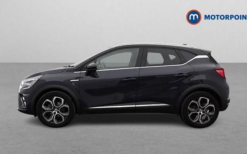Used Renault Captur Techno 143 HP (105 kW) 2023 Blue/black SUV