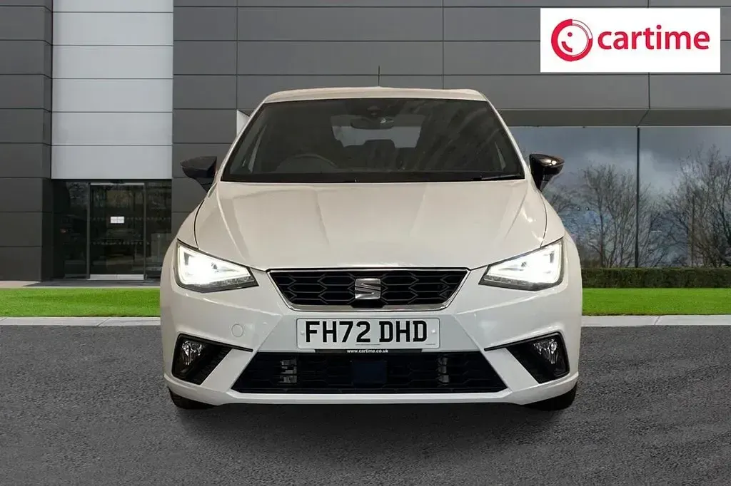 Used Seat Ibiza FR 110 HP (80 kW) 2023 White Hatchback