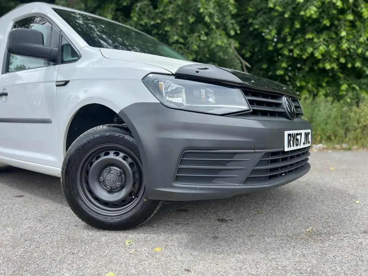 Used VW Caddy Startline 75 HP (55 kW) 2017 White MPV