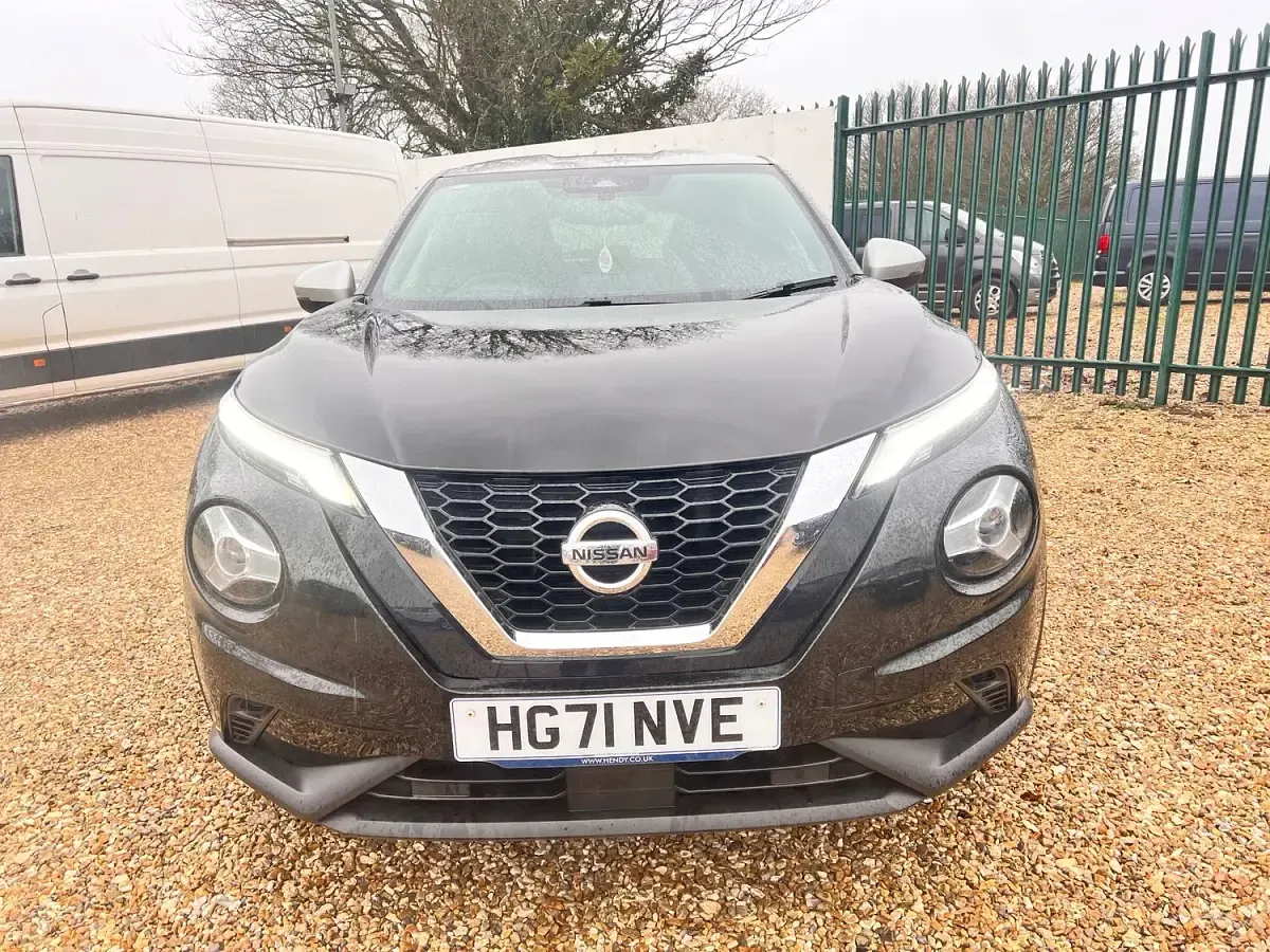 Used Nissan Juke N-Connecta 114 HP (83 kW) 2022 Black SUV