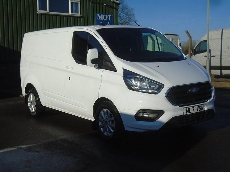 Used Ford Transit Custom Limited 130 HP (95 kW) 2021 White Van