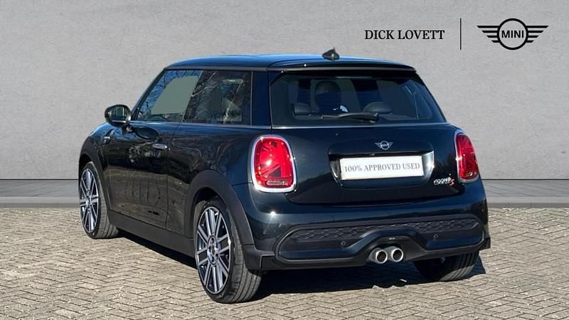 Used Mini Cooper S Exclusive 176 HP (129 kW) 2022 Black Hatchback