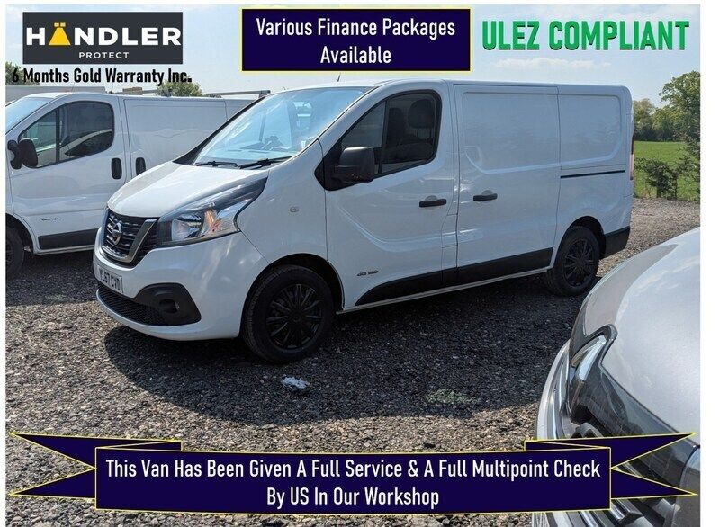 White Used 2017 Nissan NV300 Acenta Van | £8,350 (Fair price) - Image 1/4
