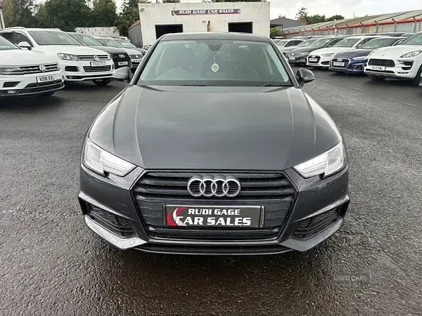 Used Audi A4 Sport 190 HP (139 kW) 2019 Grey Sedan