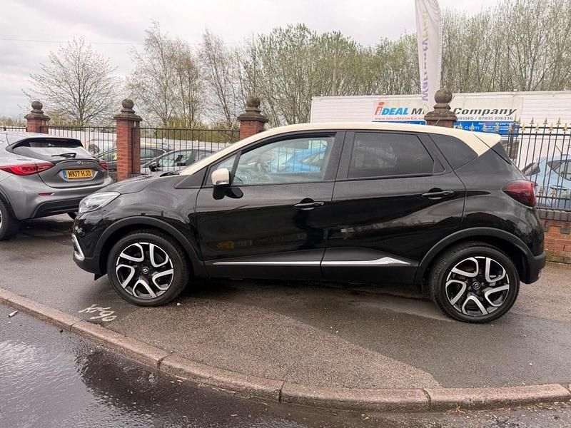 Used Renault Captur Iconic 2019 Black/cream SUV