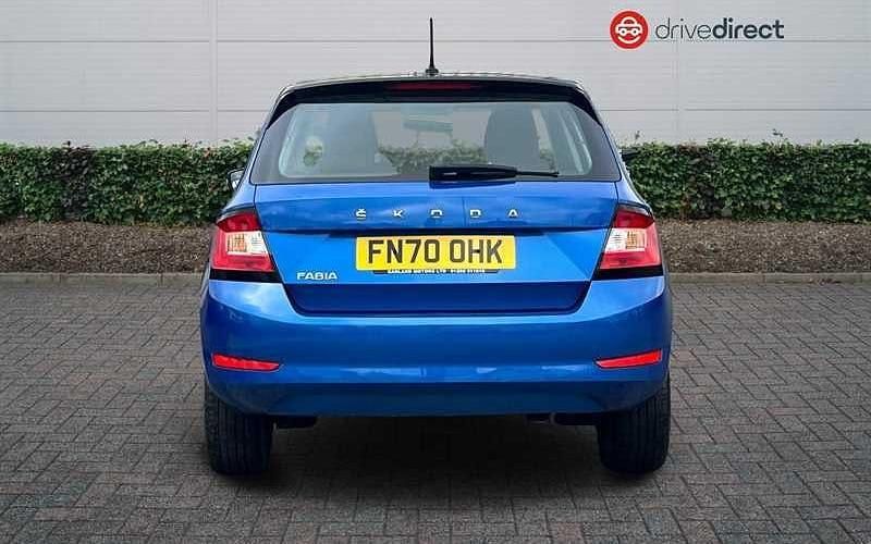 Used Skoda Fabia Colour Edition 95 HP (69 kW) 2020 Blue Hatchback