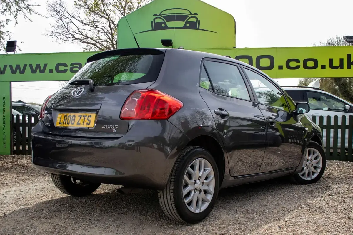 Used Toyota Auris T3 124 HP (91 kW) 2008 Grey Hatchback