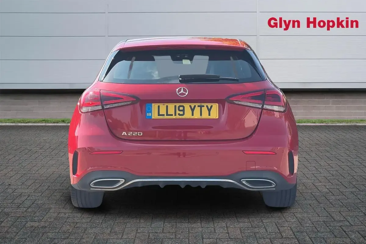 Used Mercedes A220 AMG Line Premium 190 HP (139 kW) 2019 Red Hatchback