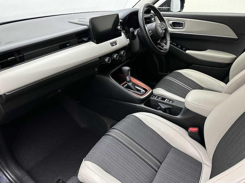 Used Honda HR-V Advance 131 HP (96 kW) 2023 Midnight blue beam SUV