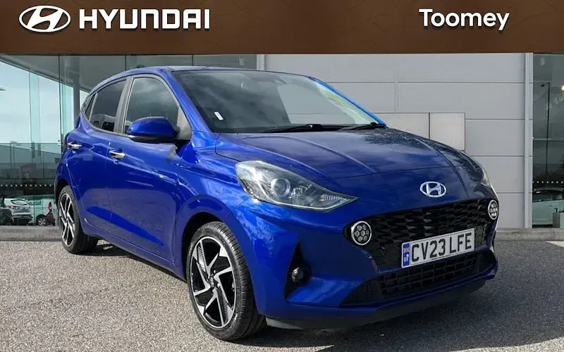 Used Hyundai i10 Premium 67 HP (49 kW) 2023 Hatchback