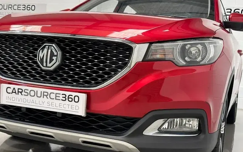 Used MG ZS Exclusive 106 HP (77 kW) 2018 Red SUV