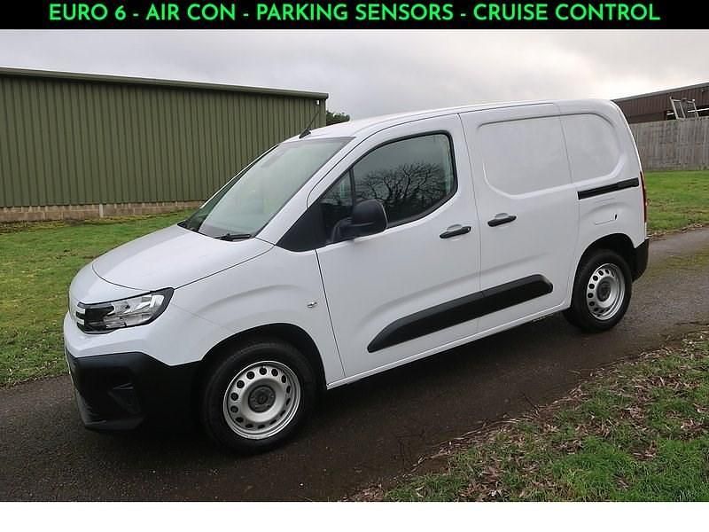 Used Peugeot Partner 2024 White MPV