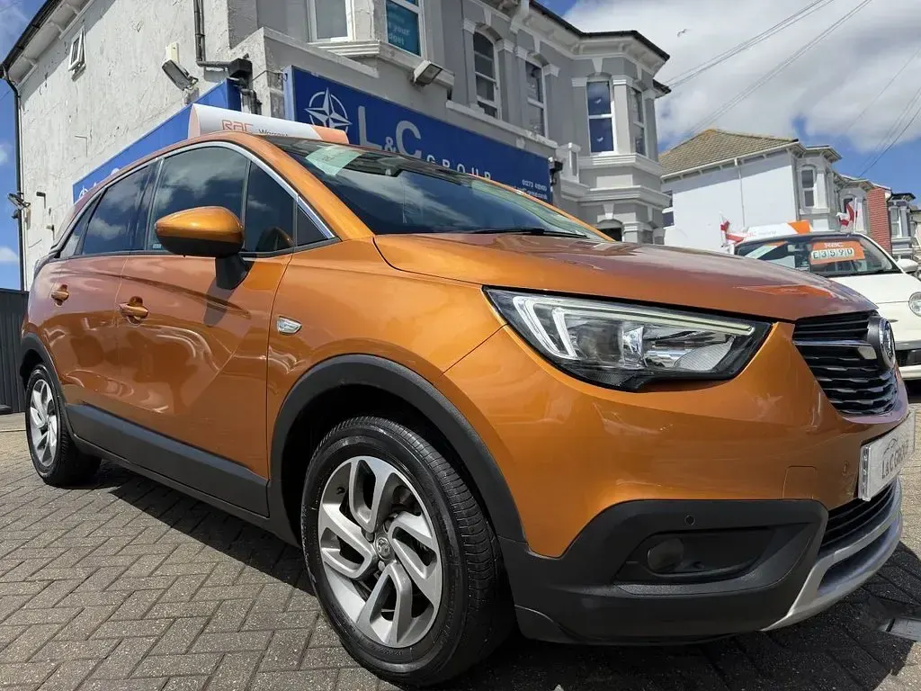 Used Vauxhall Crossland X 2018 Orange SUV