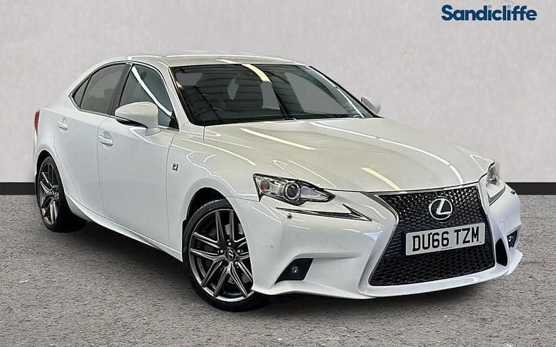 Used Lexus IS200t Sport Line 245 HP (180 kW) 2016 White Sedan