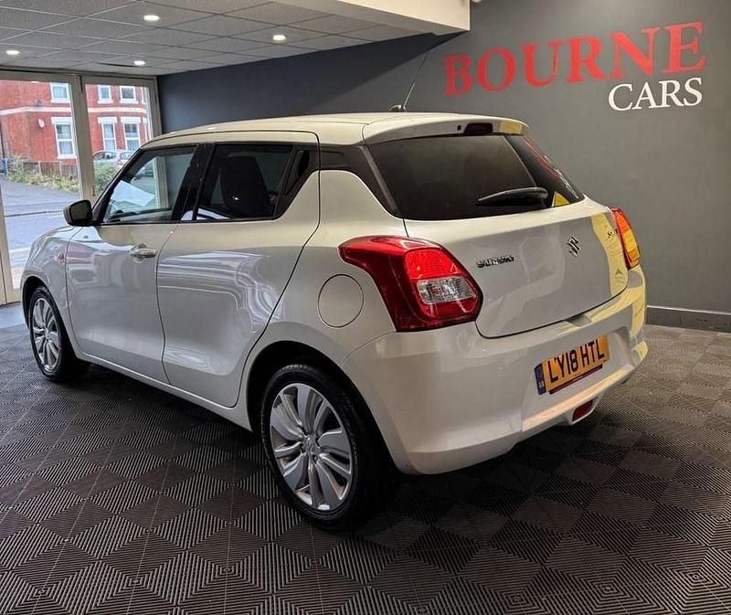 Used Suzuki Swift SZ-T 111 HP (81 kW) 2018 White Hatchback