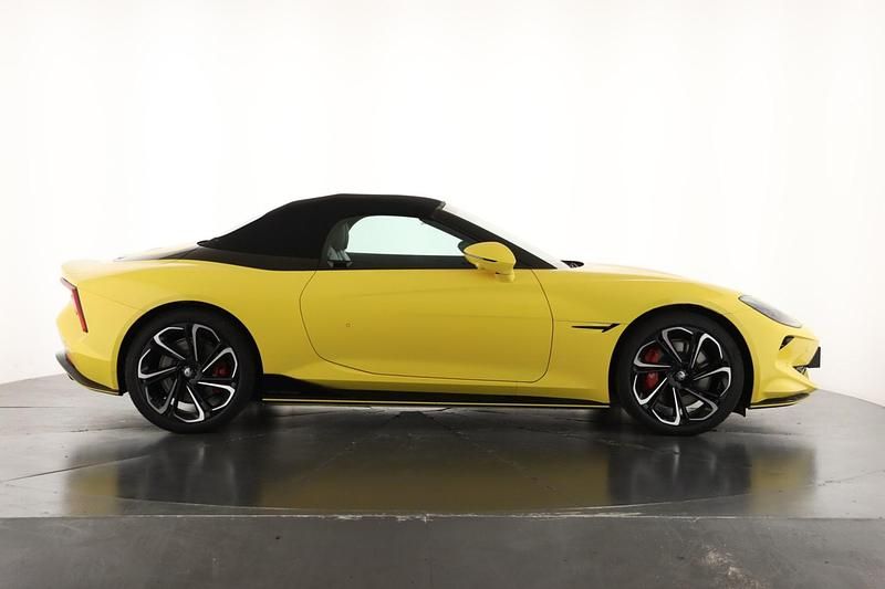 New MG Cyberster 375 kW (510 HP) 2025 Cabriolet