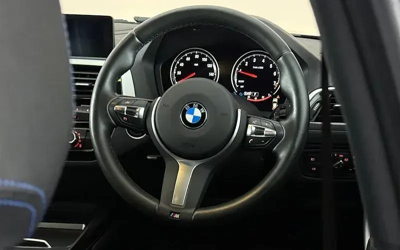 Used BMW 118 Efficient Dynamics 136 HP (100 kW) 2019 Grey Hatchback