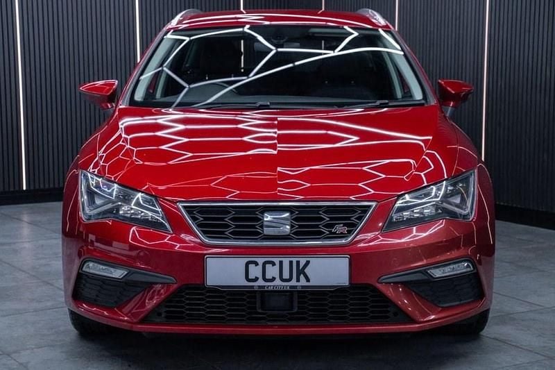 Used Seat Leon ST FR 125 HP (91 kW) 2018 Red Estate