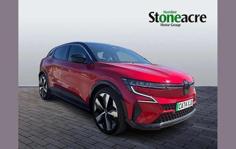 Begagnad Renault Megane E-Tech Komfort 160 kW (218 HK) 2025 Other Halvkombi