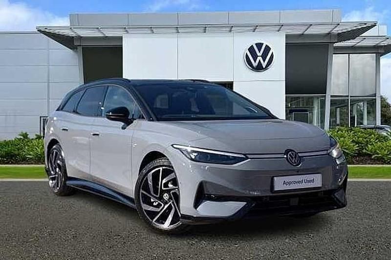 Used 2025 VW ID.7 Pro Sedan | £40,990 (A bit pricey) - Image 1/1