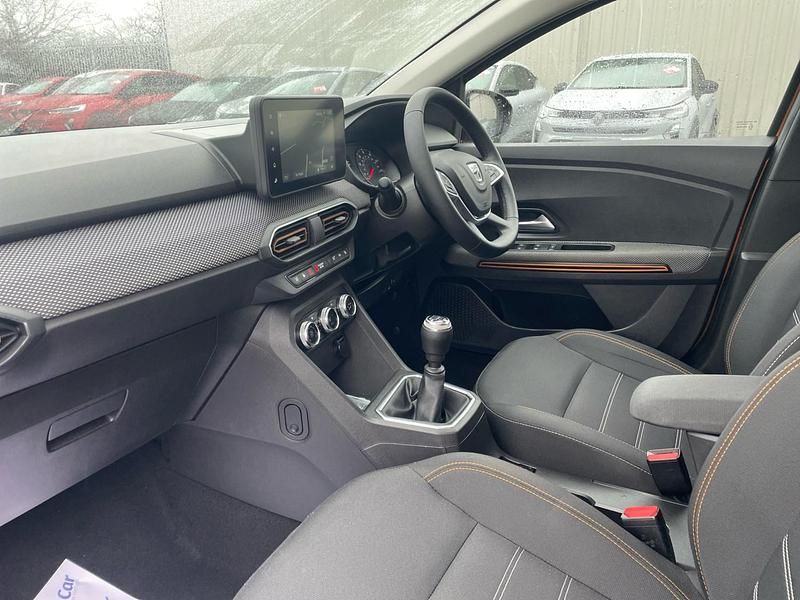 Used Dacia Sandero Prestige 91 HP (66 kW) 2022 Orange Hatchback