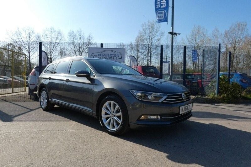 Grey Used 2016 VW Passat Business Estate | £8,695 (Fair price) - Image 1/4