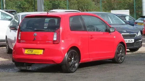 Used Skoda Citigo Colour Edition 60 HP (44 kW) 2018 Red Hatchback